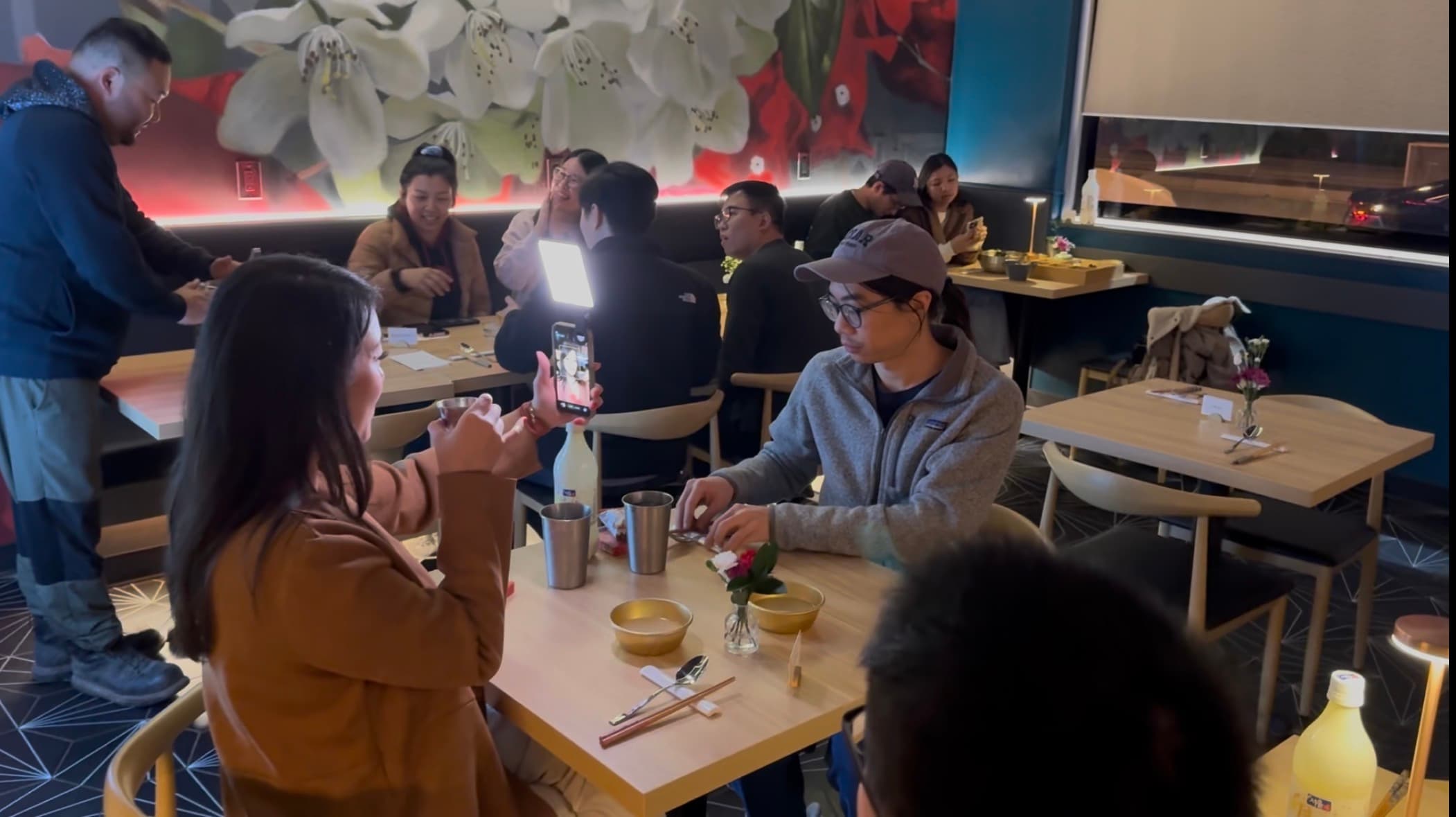 A packed Upswell restaurant opening